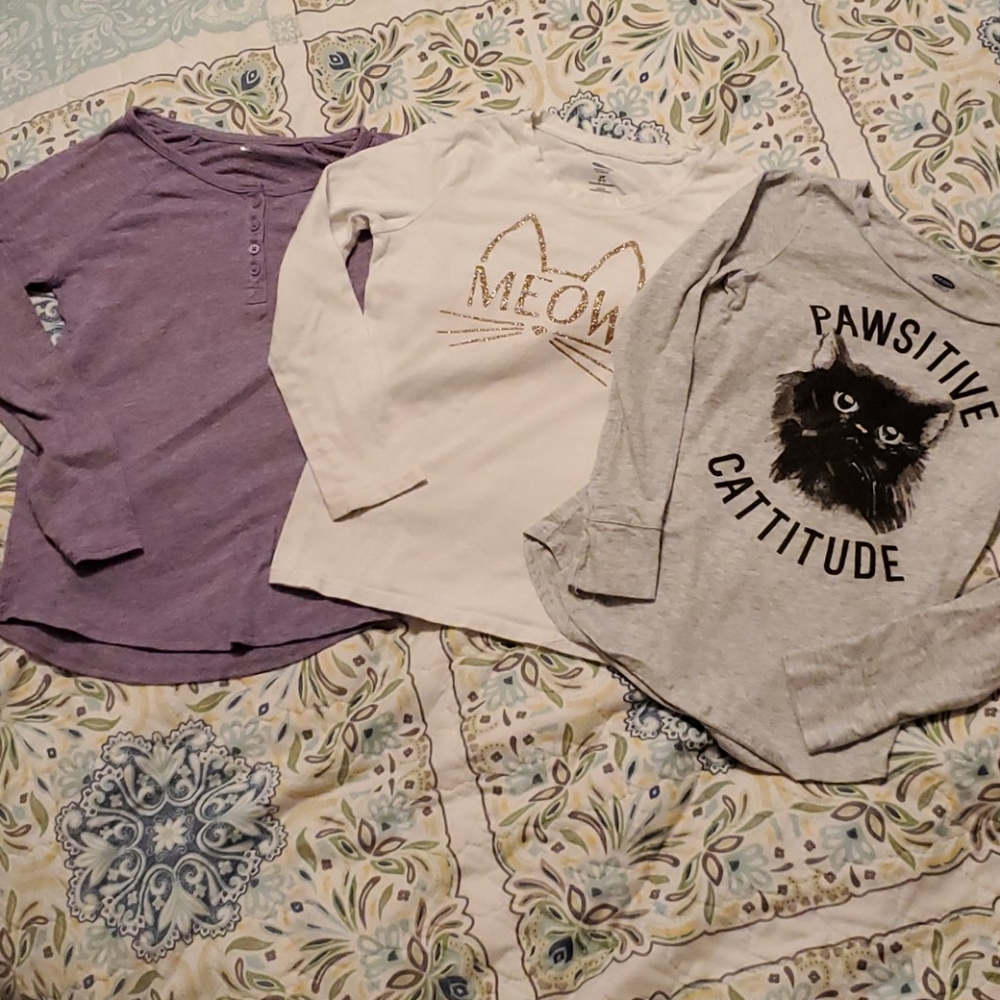 3 long-sleeved cat lover tees